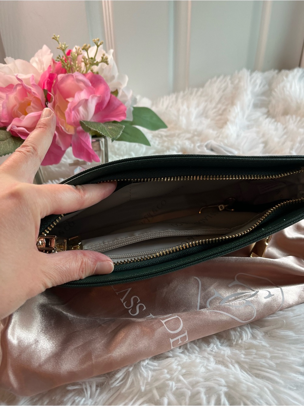 EUC Glass Ladder and Co Emerald Vera Shoulder Bag - Picture 6 of 6